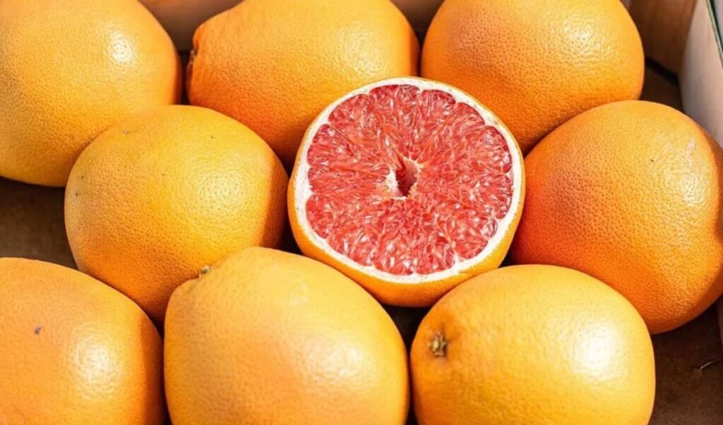 Грейпфрут: Вкусный способ поддержать иммунную систему и улучшить здоровье