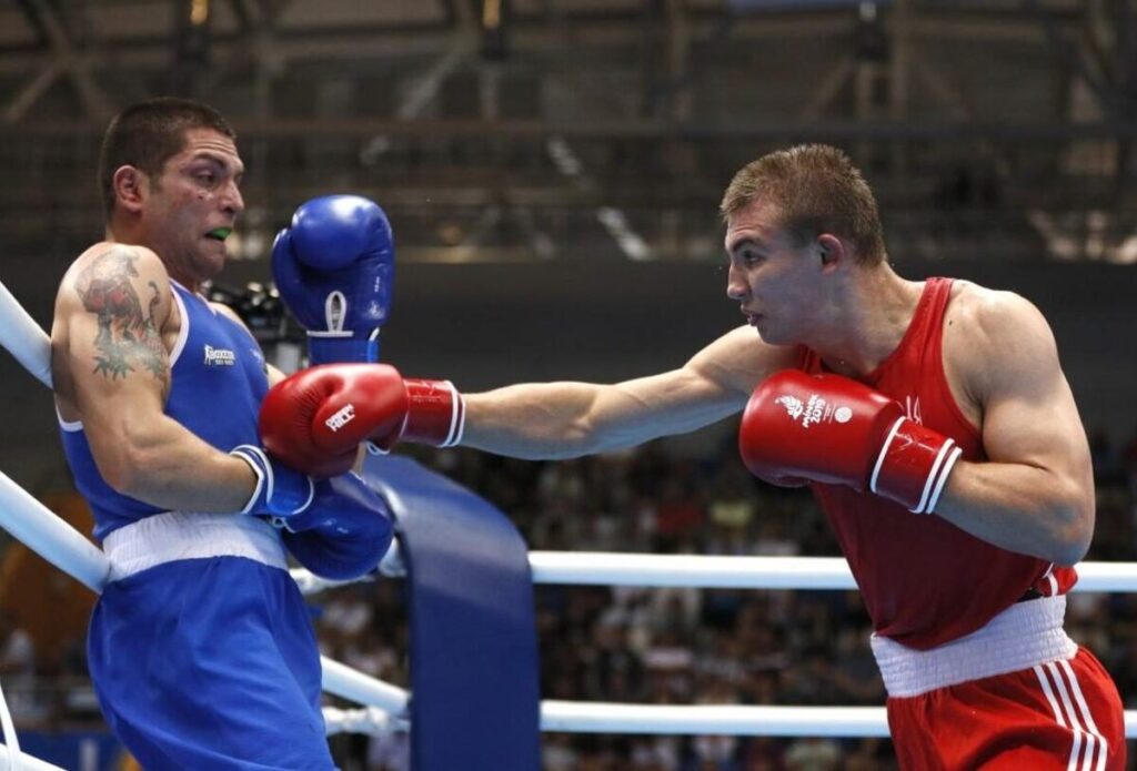 Перша олімпійська ліцензія України з боксу: Олександр Хижняк пройшов у півфінал Європейських ігор