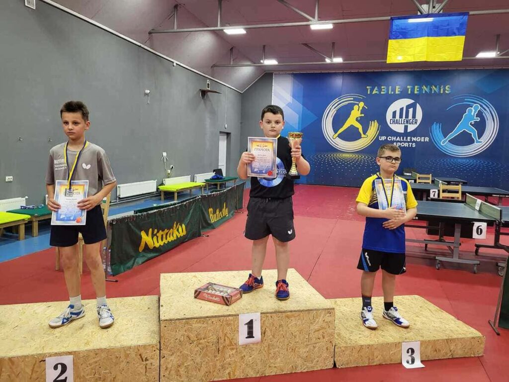 Спортсмени Дніпропетровщини вибороли вісім медалей на Чемпіонаті України з настільного тенісу