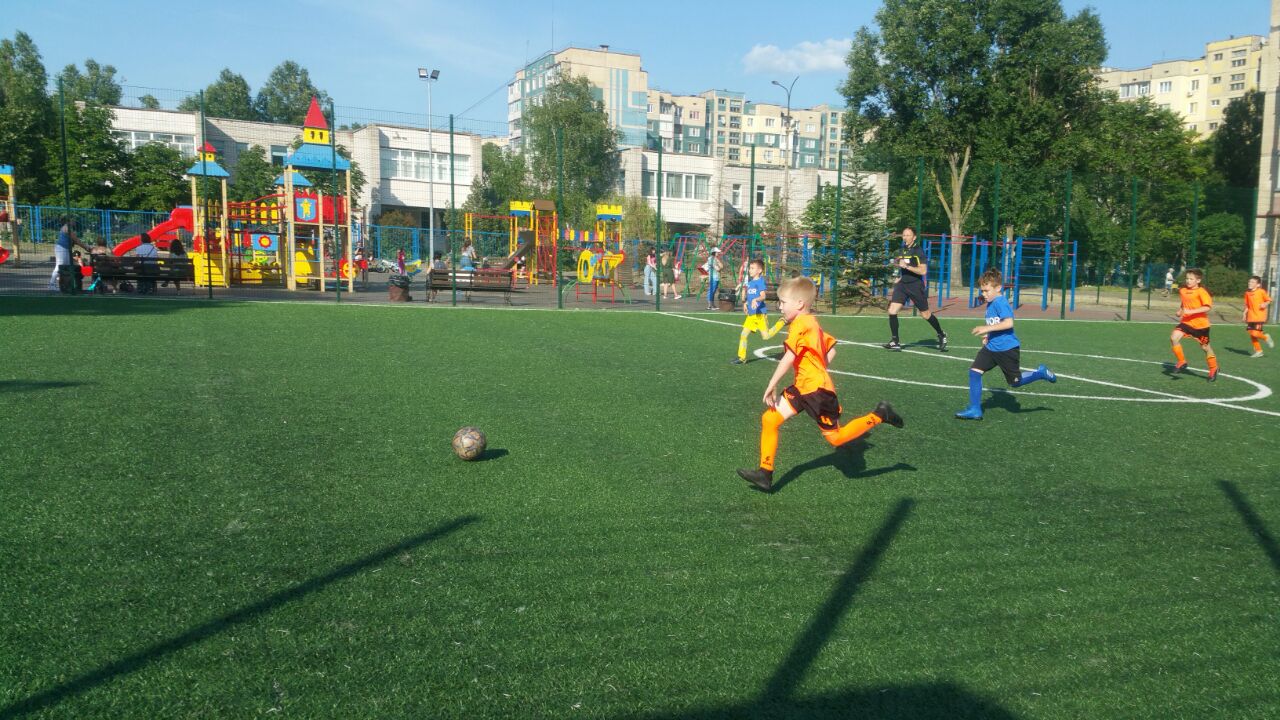  Юні футболісти Кам'янського змагалися за звання кращого