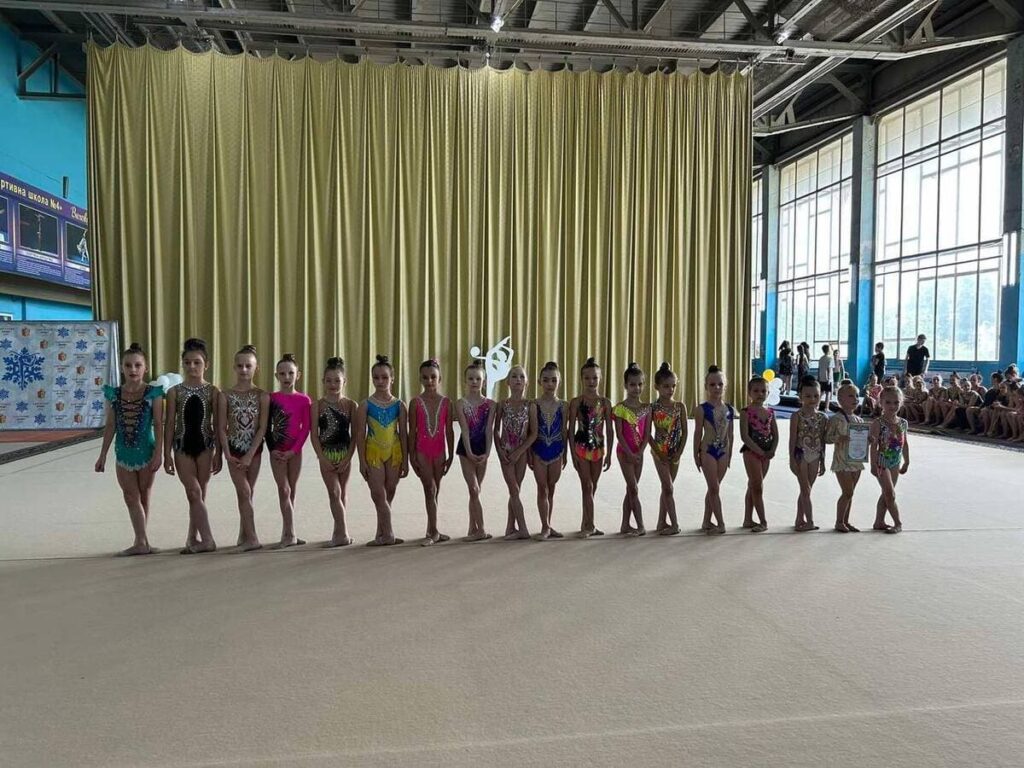 Поздравляем лучших: В Каменском прошли соревнования по художественной гимнастике