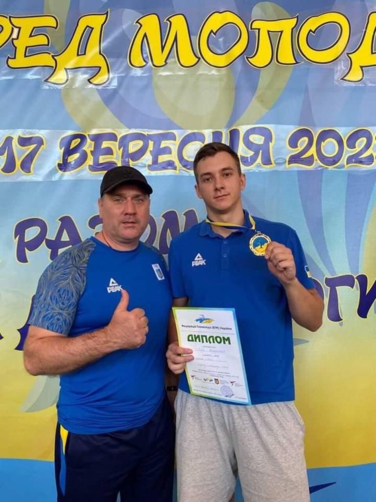 Каменские тхэквондисты завоевали награды на чемпионате Украины в Одессе