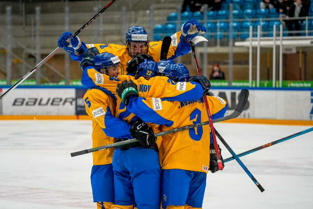 Сборная Украины U-18 по хоккею одолела Данию на ЧМ