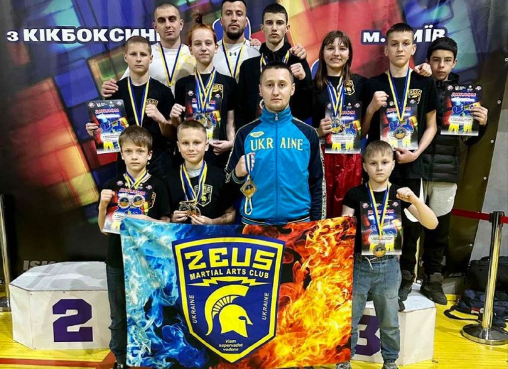 Кам'янські кікбоксери вибороли 18 медалей на чемпіонаті України