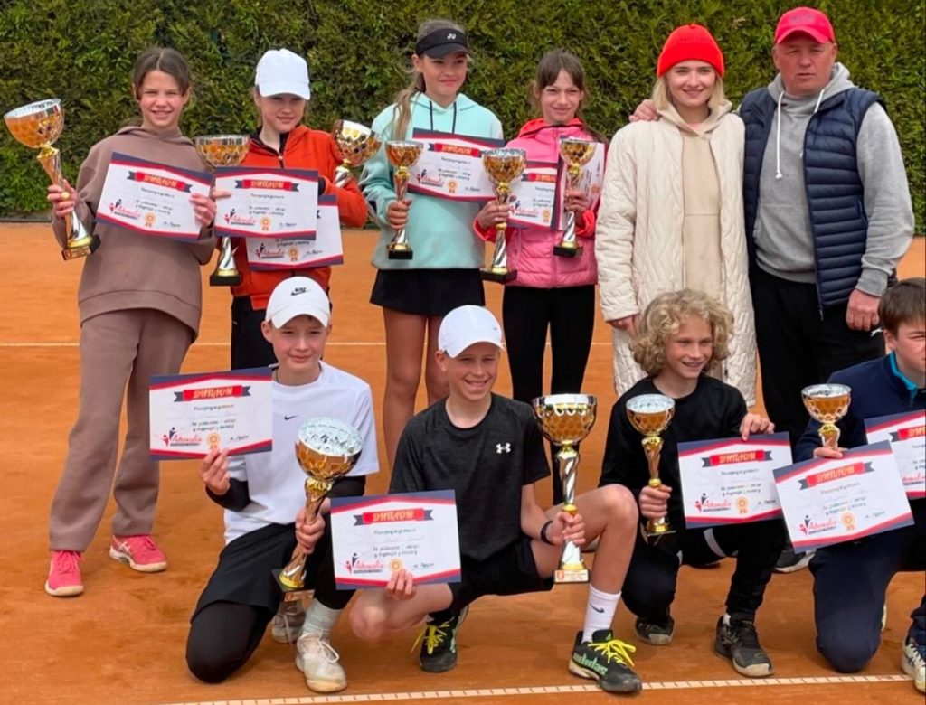 Тенісистка з Кам'янського перемогла на відкритому чемпіонаті Луцька