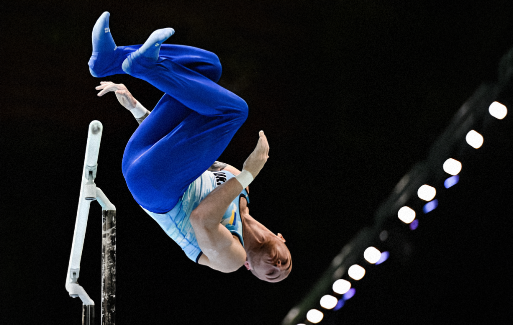 Олег Верняев завоевал серебряную медаль в многоборье на чемпионате Европы