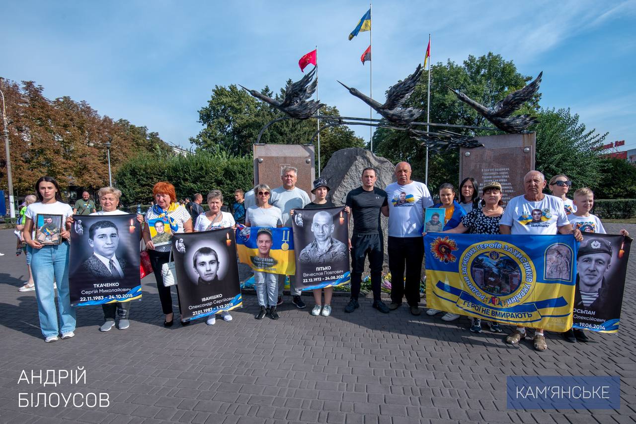 Кам‘янське долучилося до Всеукраїнського забігу "Шаную воїнів, біжу за героїв України"