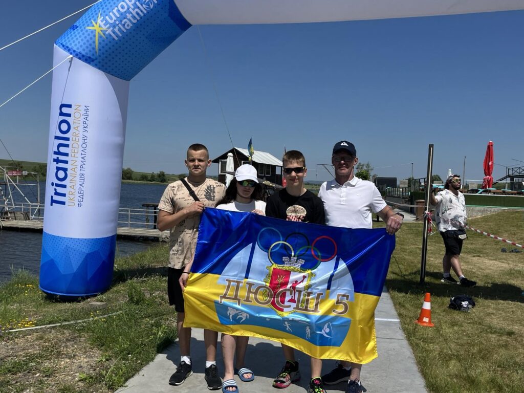 Каменские триатлеты соревновались на западе Украины