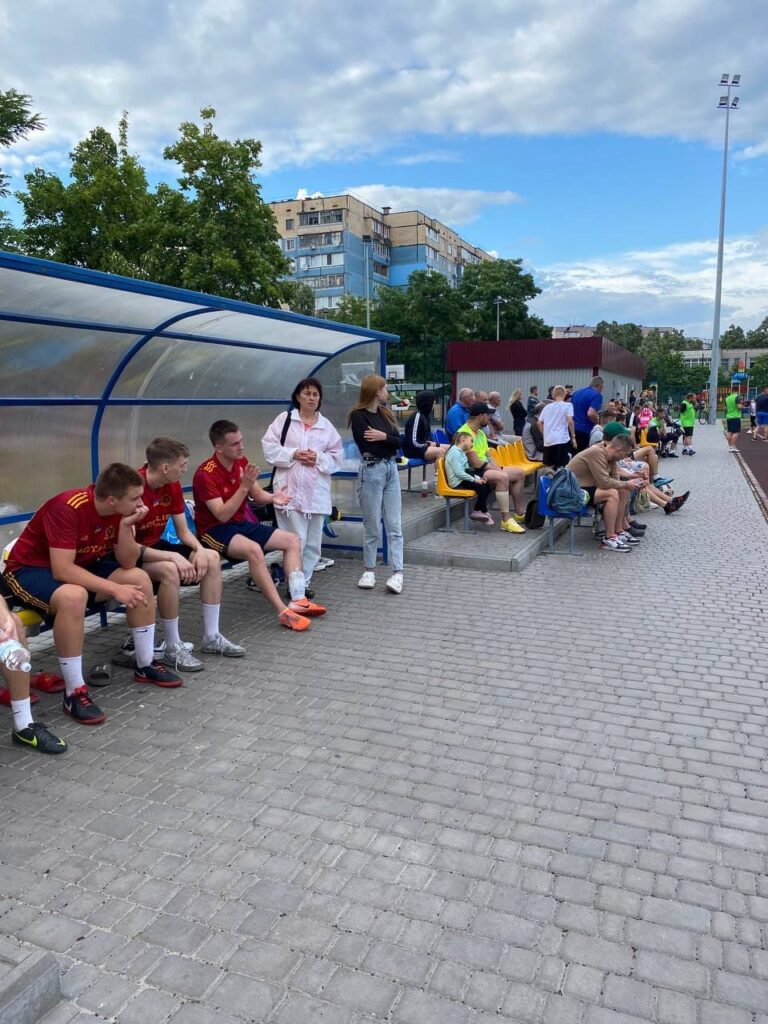 "Вовки" програють "лівобережним": у Кам'янському стартував 2-й тур чемпіонату міста з футболу