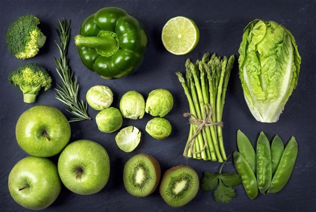 Зеленые суперфуды: 5 продуктов, содержащих менее 30 калорий