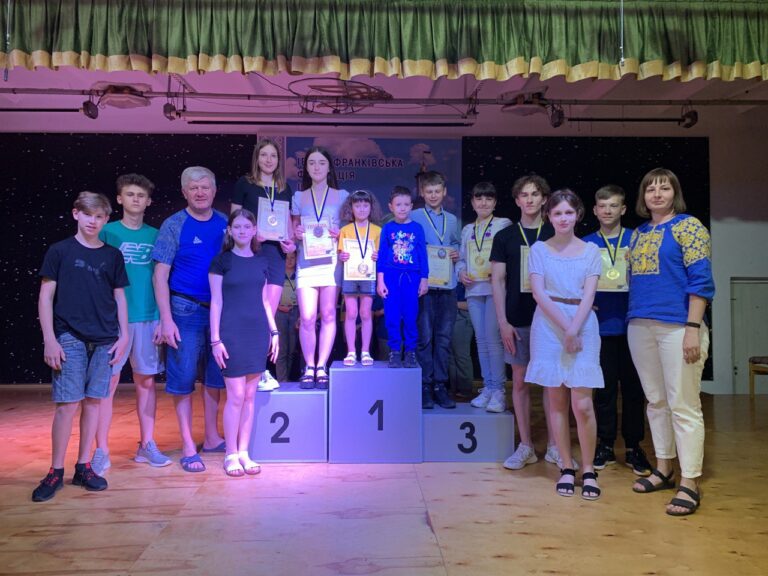 Кам’янчани – призери чемпіонату України з шашок-100