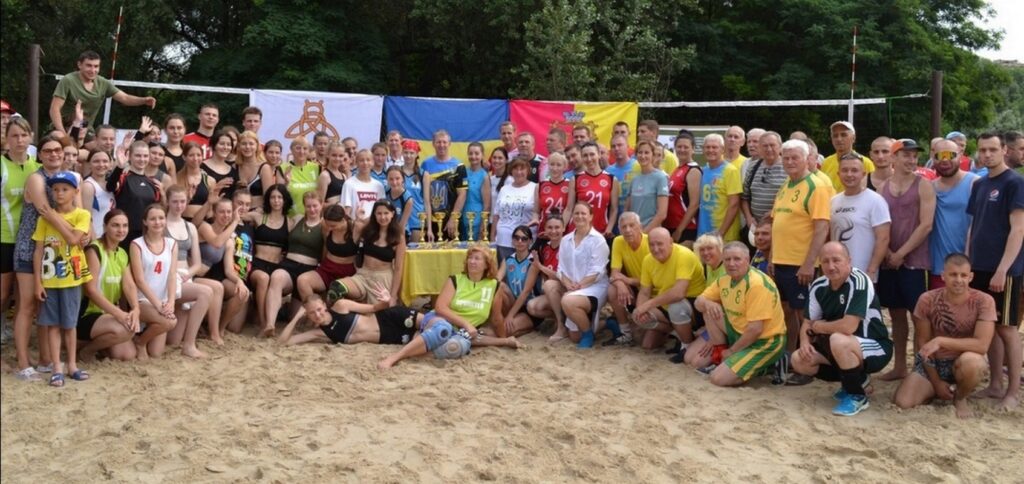 Памяти Петра Гричука: в Каменском провели волейбольный турнир, посвященный великому тренеру