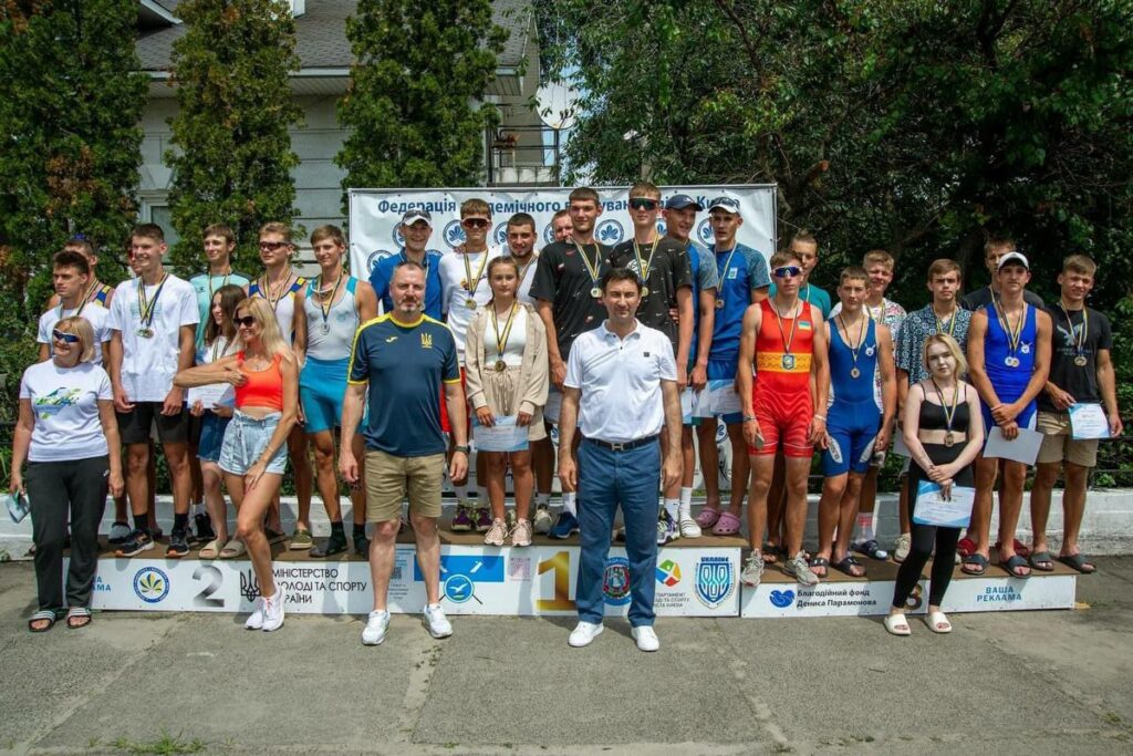 Академічне веслування