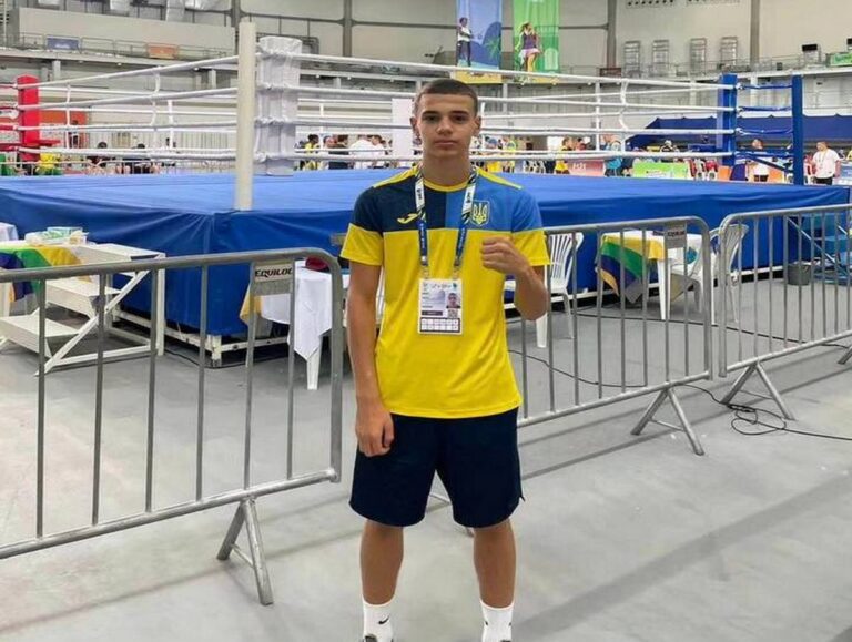 Боксер з Кам’янського завоював срібну медаль на Всесвітній Гімназіаді у Бразилії