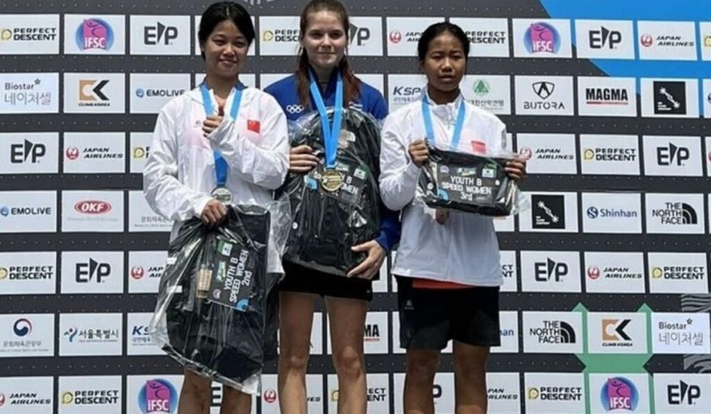 Спортсменка из Днепра стала чемпионкой мира по скалолазанию
