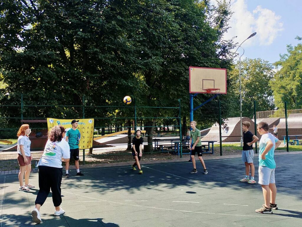 Спортивна година пройшла у центральному парку Кам’янського