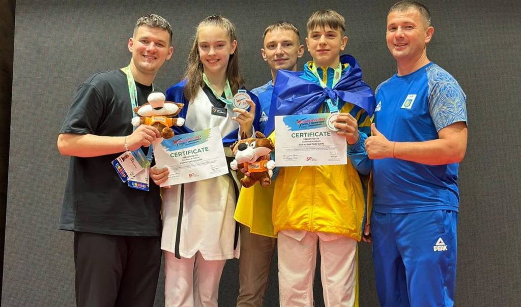Українські тхеквондисти – срібні призери чемпіонату світу