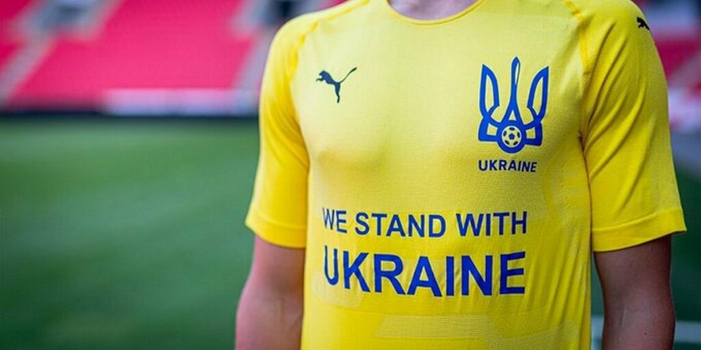 Перед матчем “Славія” – “Дніпро-1” на стадіоні відбудеться акція на підтримку України