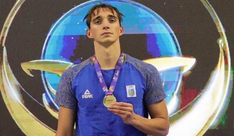 Українець Владислав Бухов завоював  золоту медаль на першому чемпіонаті Європи з плавання U-23