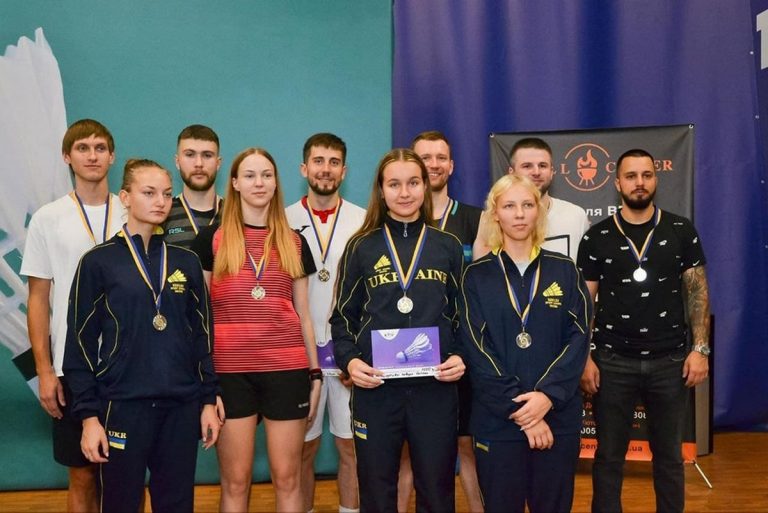 Спортсмени Дніпропетровщини стали призерами трьох турнірів з бадмінтону