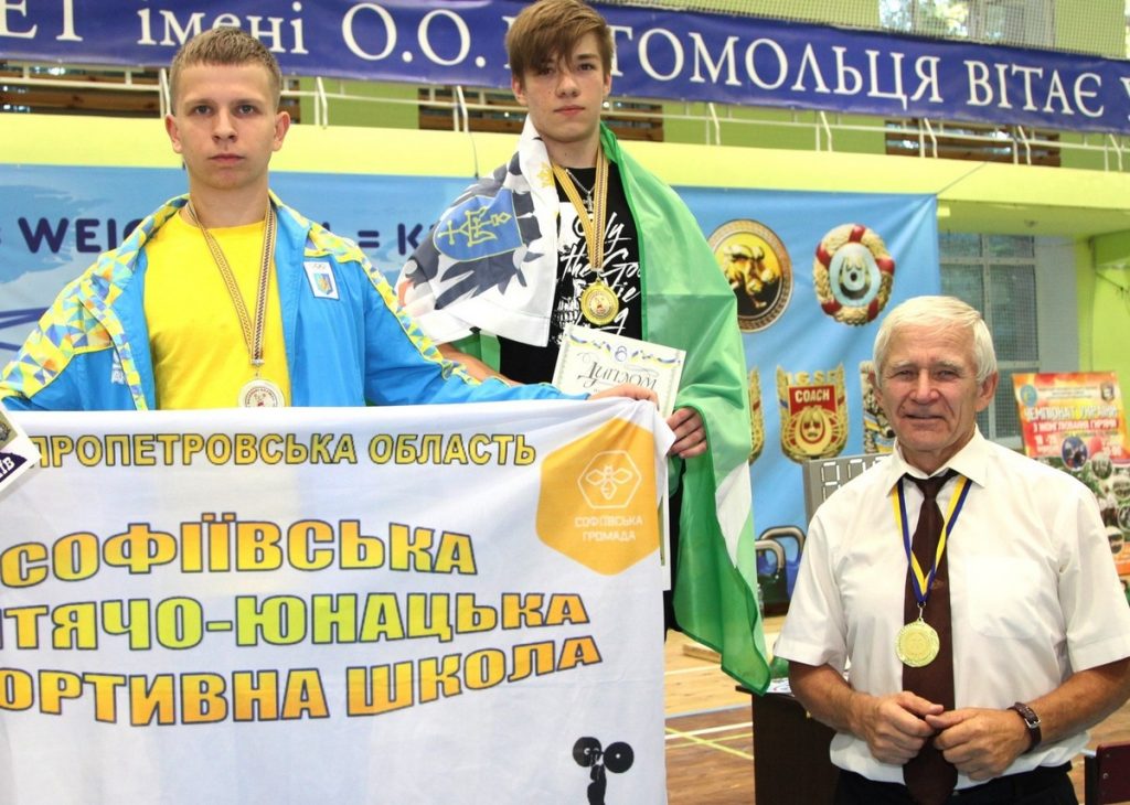 Спортсмен з Дніпропетровщини виборов “срібло” чемпіонату України з гирьового спорту