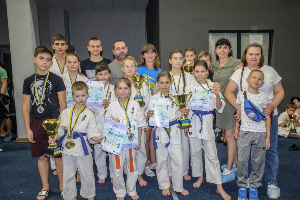 Каменские каратисты стали призерами чемпионата области