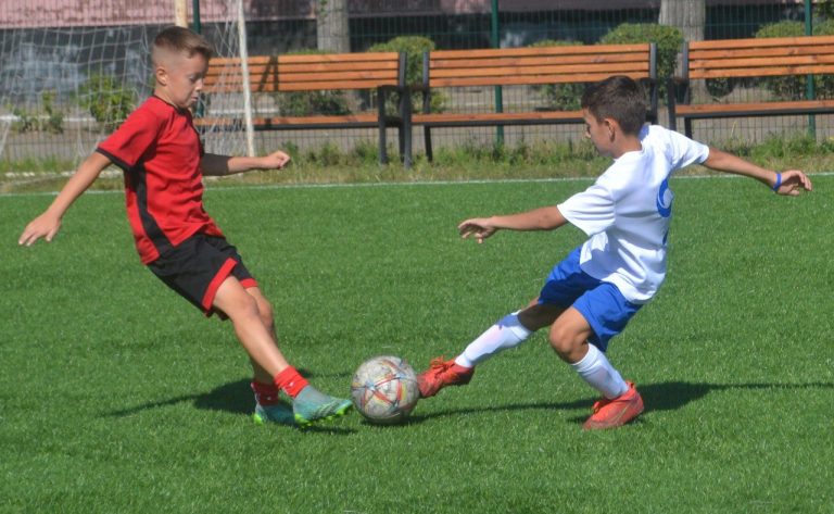 У Кам’янському розпочався Кубок міста з футболу: шукай себе та друзів на фото