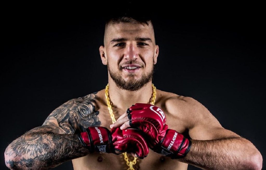 Ярослав Амосов увійшов до топ-10 рейтингу UFC у напівсередній вазі