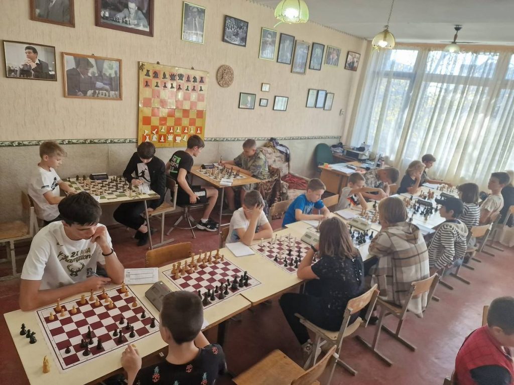 У Кам’янському визначилися переможці Відкритої першості ДЮСШ № 3 з шахів