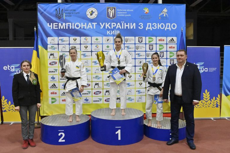 Збірна Дніпропетровської області виграла головний старт сезону в дзюдо