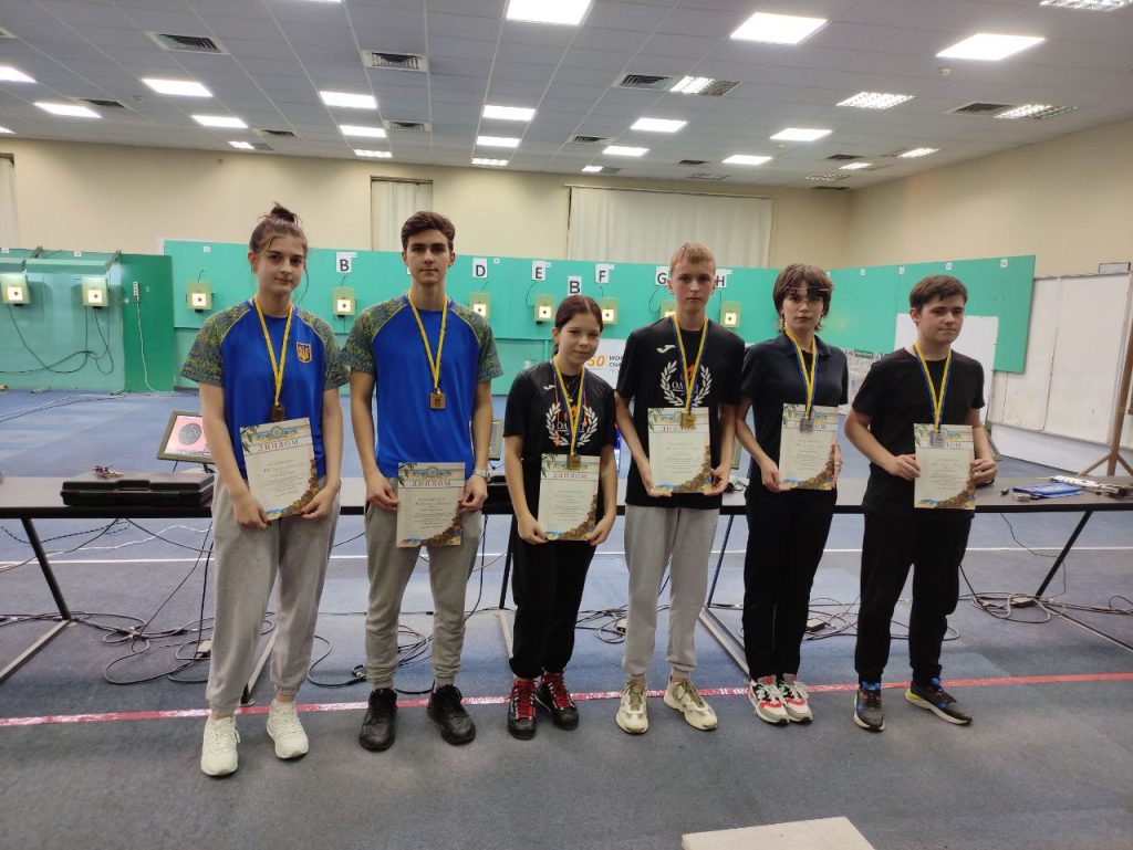 Стрілки з Кривого Рогу вибороли медалі Чемпіонату України