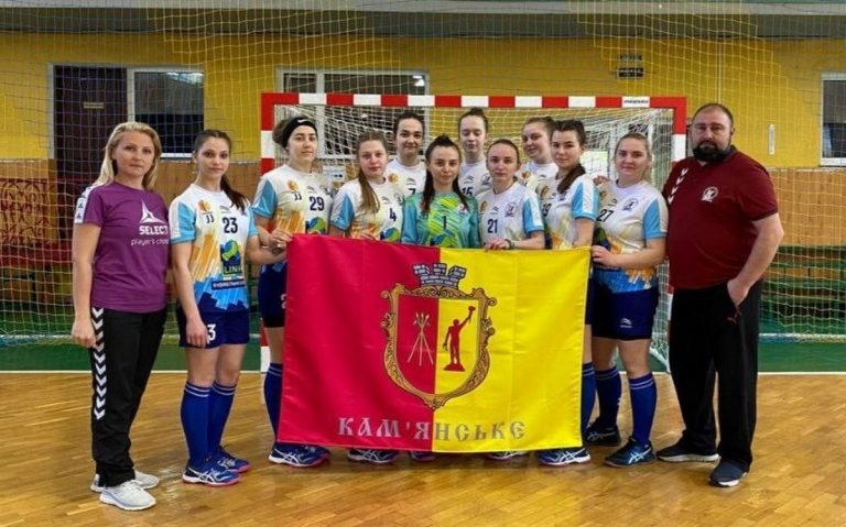 Каменские гандболистки сыграют во втором туре чемпионата Украины: расписание матчей