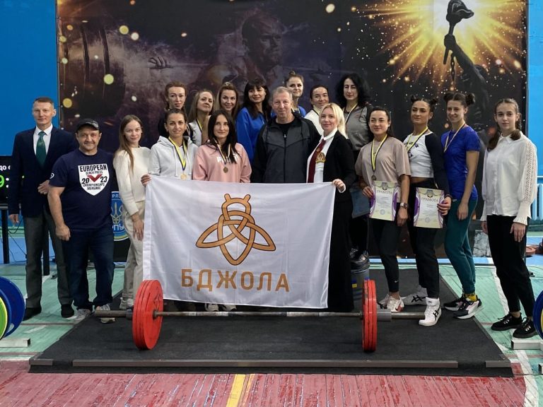 У Кам’янському змагалися найсильніші пауерліфтери Дніпропетровщини