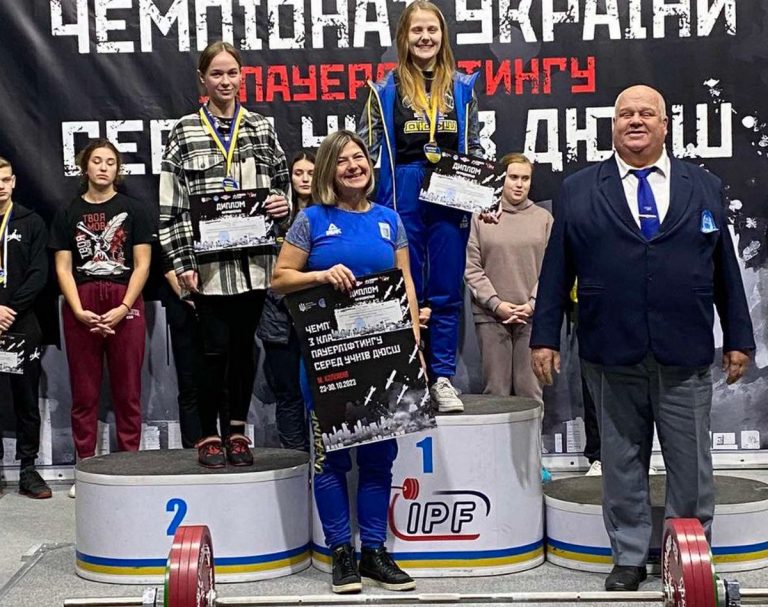 Кам’янські спортсмени змагалися на чемпіонаті України з класичного пауерліфтингу