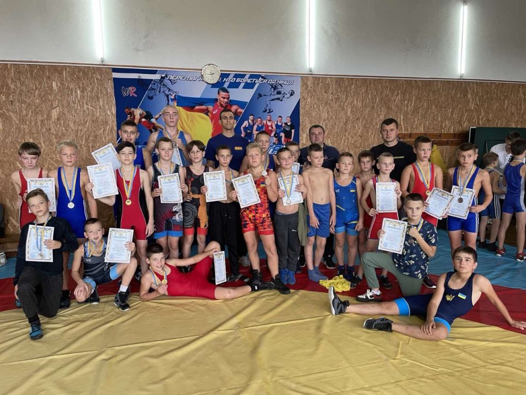 Юні спортсмени з Кам’янського завоювали 9 нагород на чемпіонаті з греко-римської боротьби