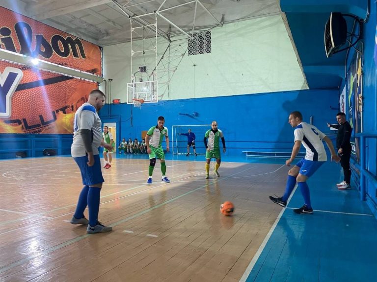 В Каменском отыграли игры 3-го тура чемпионата города по футзалу: результаты выходных