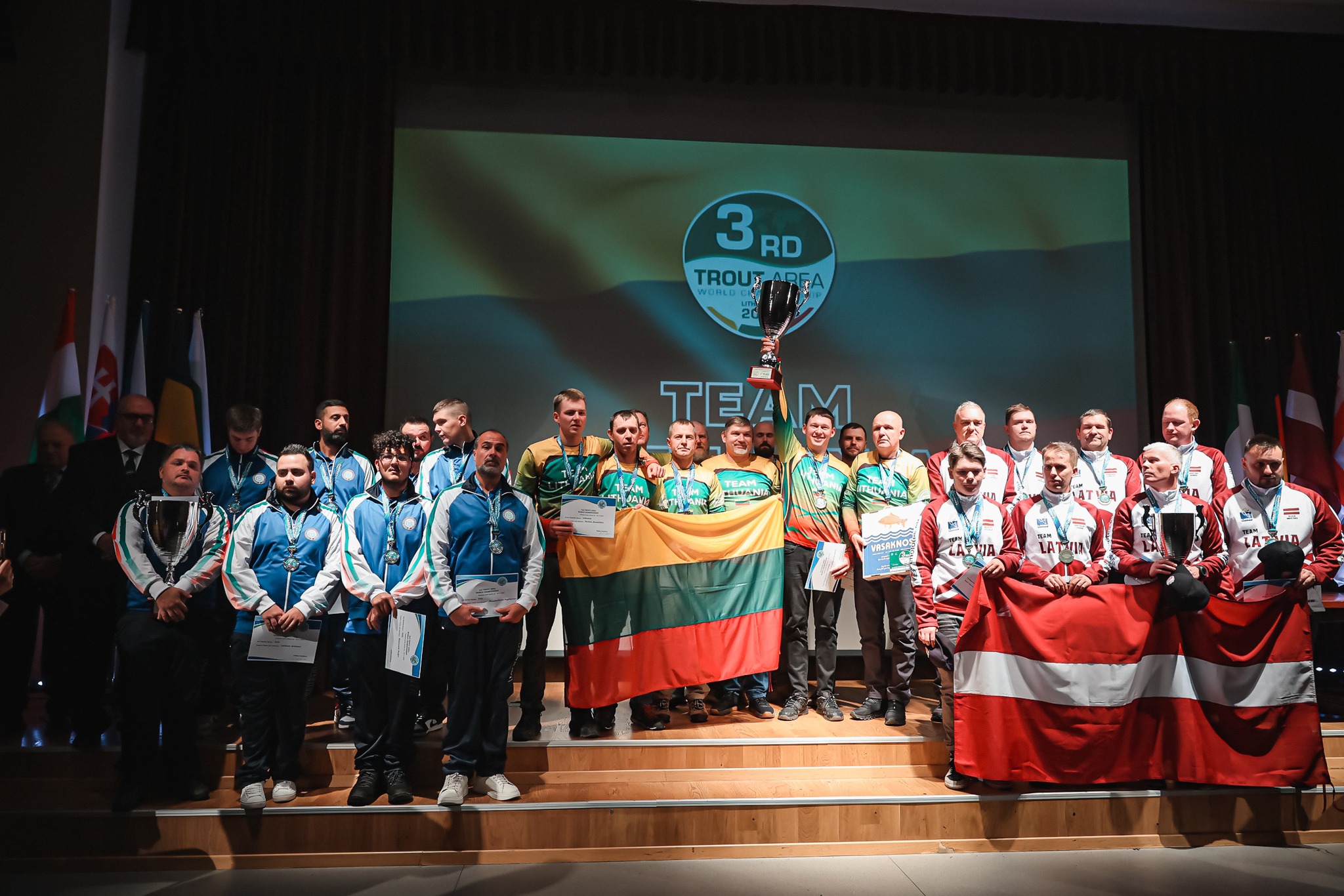 Українці змагалися на чемпіонаті світу з лову форелі 2 риболовля