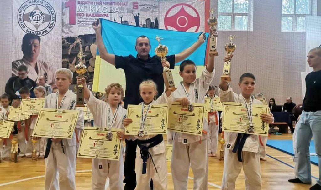 Спортсмени Кам’янського району стали призерами Відкритого чемпіонату з кіокушин карате до