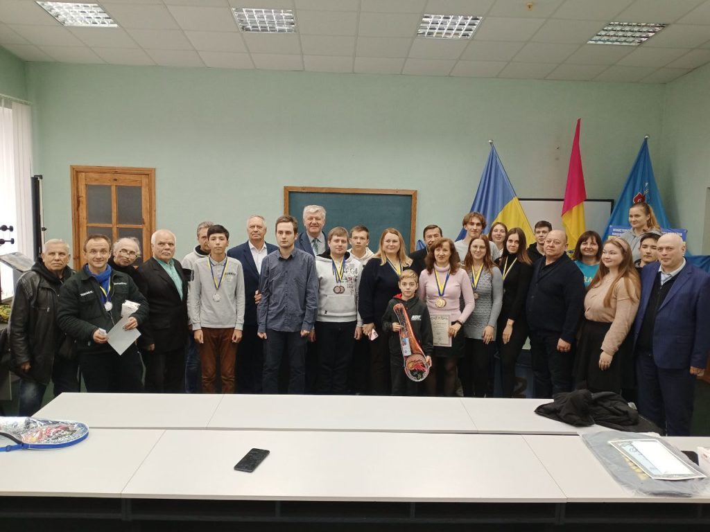 У Кам’янському нагородили переможців та призерів чемпіонату України з шашок-64