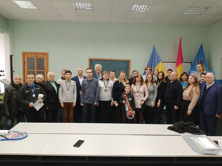 У Кам’янському нагородили переможців та призерів чемпіонату України з шашок-64