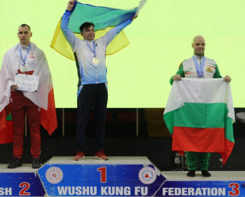 Кам’янчанин Андрій Шамардін виборов три золоті медалі на чемпіонаті Європи з ушу