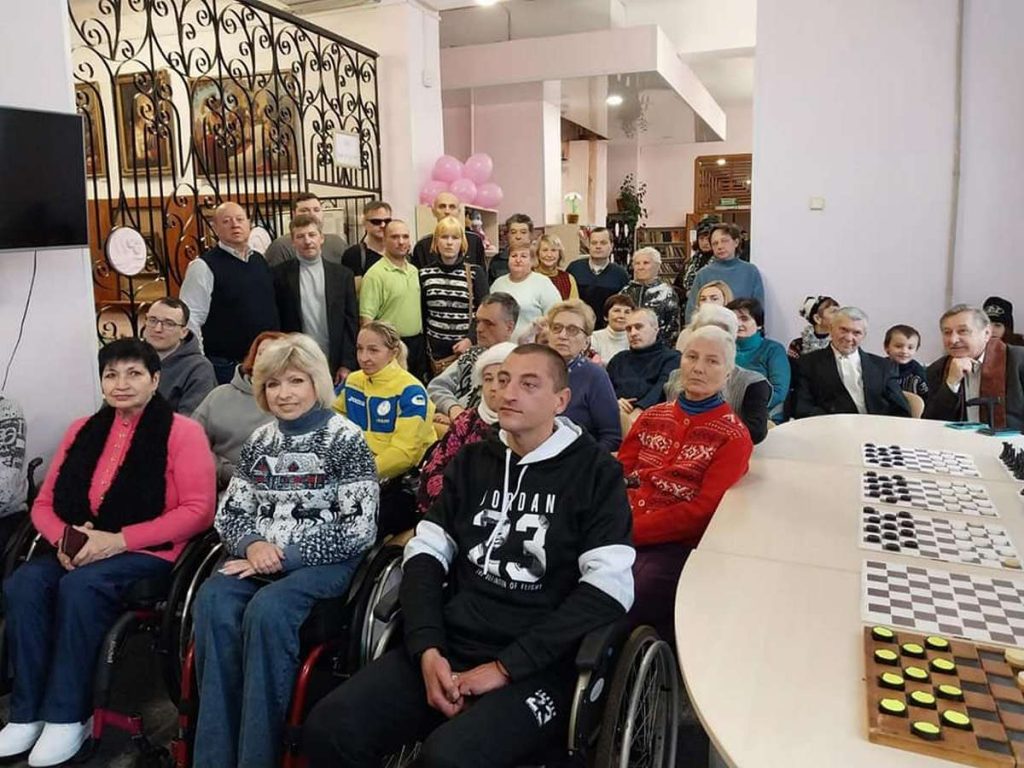 У Кам’янському пройшов спортивний захід “Спорт долає перешкоди”