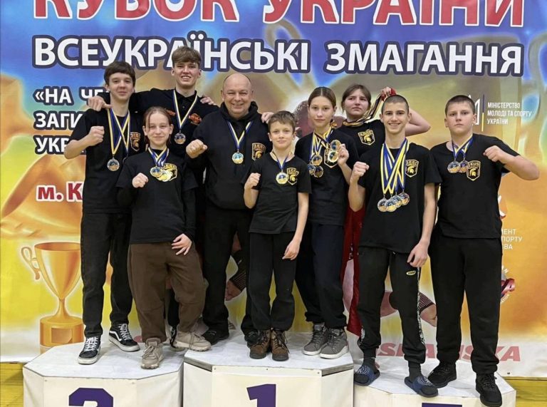 Кам’янчани стали призерами всеукраїнських змагань з кікбоксингу