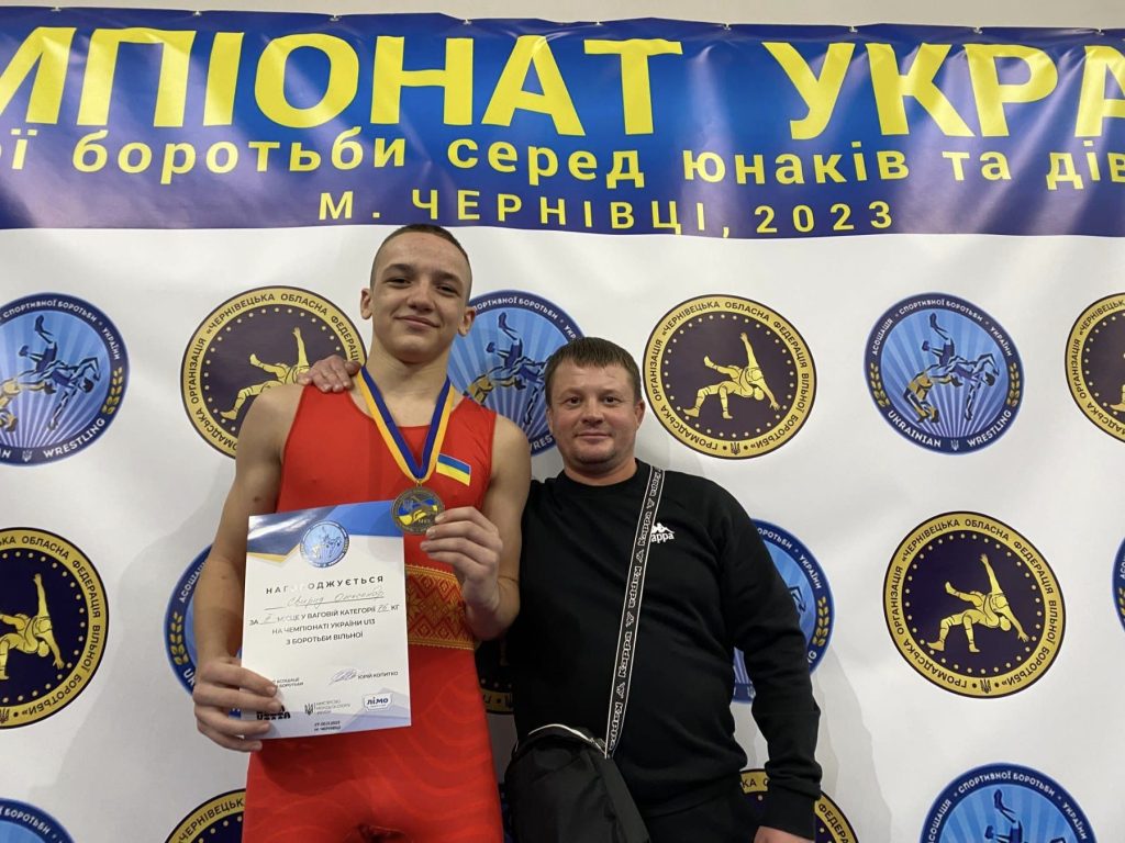 Спортсмен из Кривого Рога занял третье место на чемпионате Украины по вольной борьбе