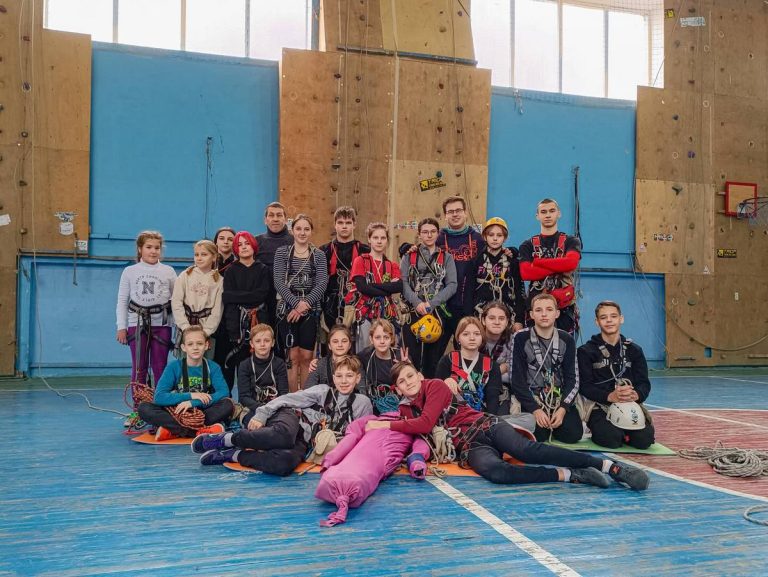 В Каменском районе соревновались юные туристы