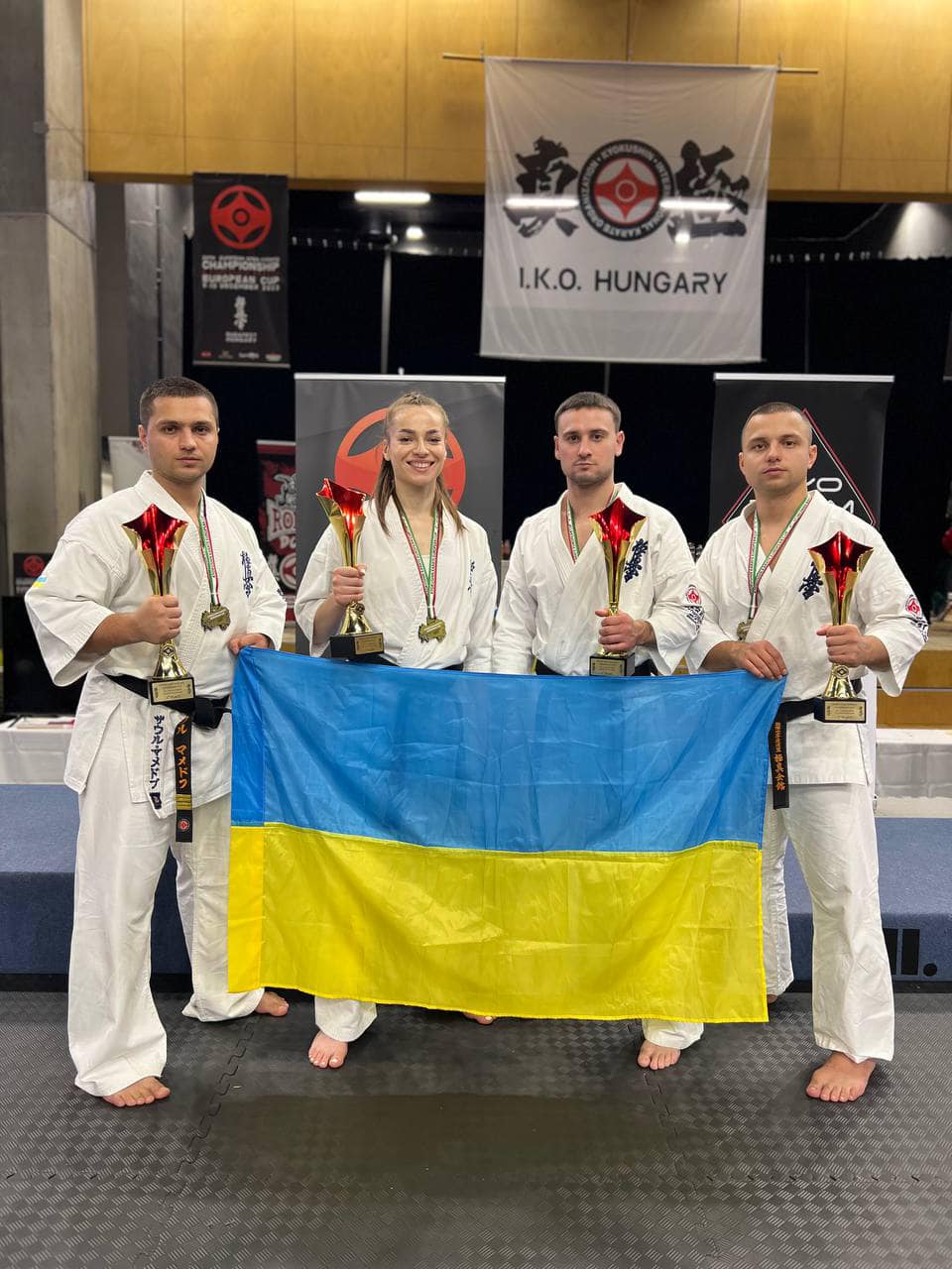 карате