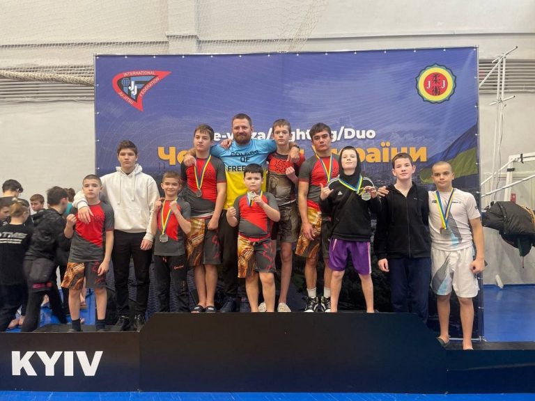 Дніпряни вибороли 16 медалей чемпіонату України з джиу-джитсу