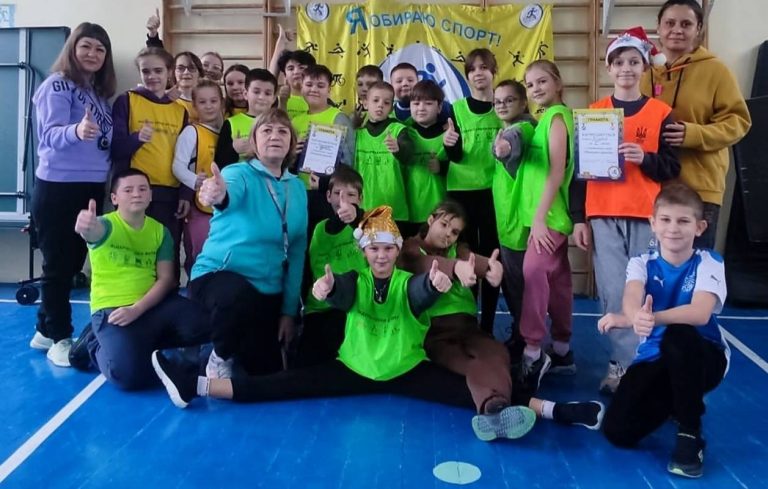 В Каменском открыли марафон соревнований «Новогодние приключения»