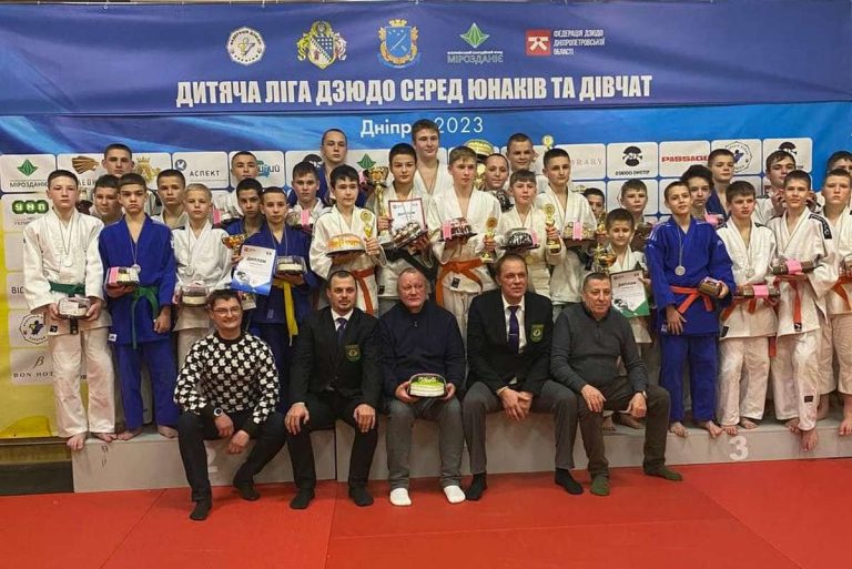 Воспитанники каменской ДЮСШ №4 стали бронзовыми призерами Детской лиги по дзюдо