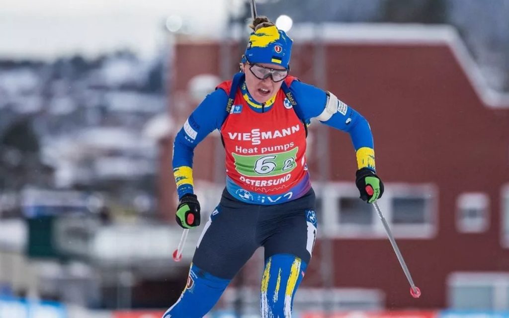 Украина вошла в топ-10 в одиночной смешанной эстафете Кубка IBU по биатлону